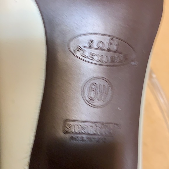 I ❤️Comfort leather WHITE PUMPS HEELS SZ 7.5 BRAZIL VINTAGE RETRO I LOVE COMFORT - Picture 5 of 16